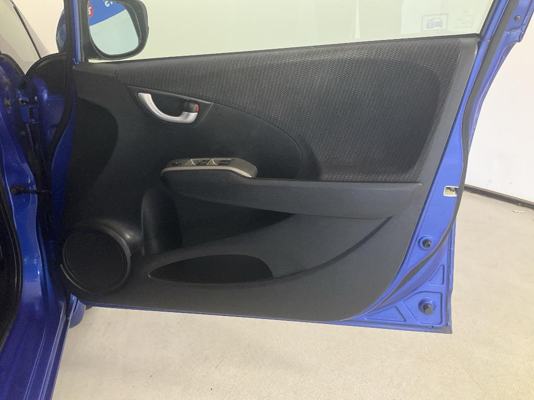 Photo '15' of Honda FIT