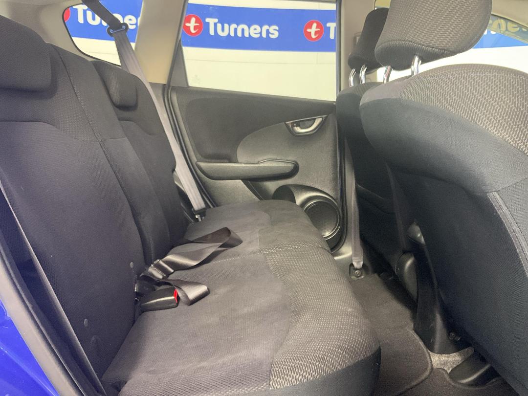 Photo '20' of Honda FIT