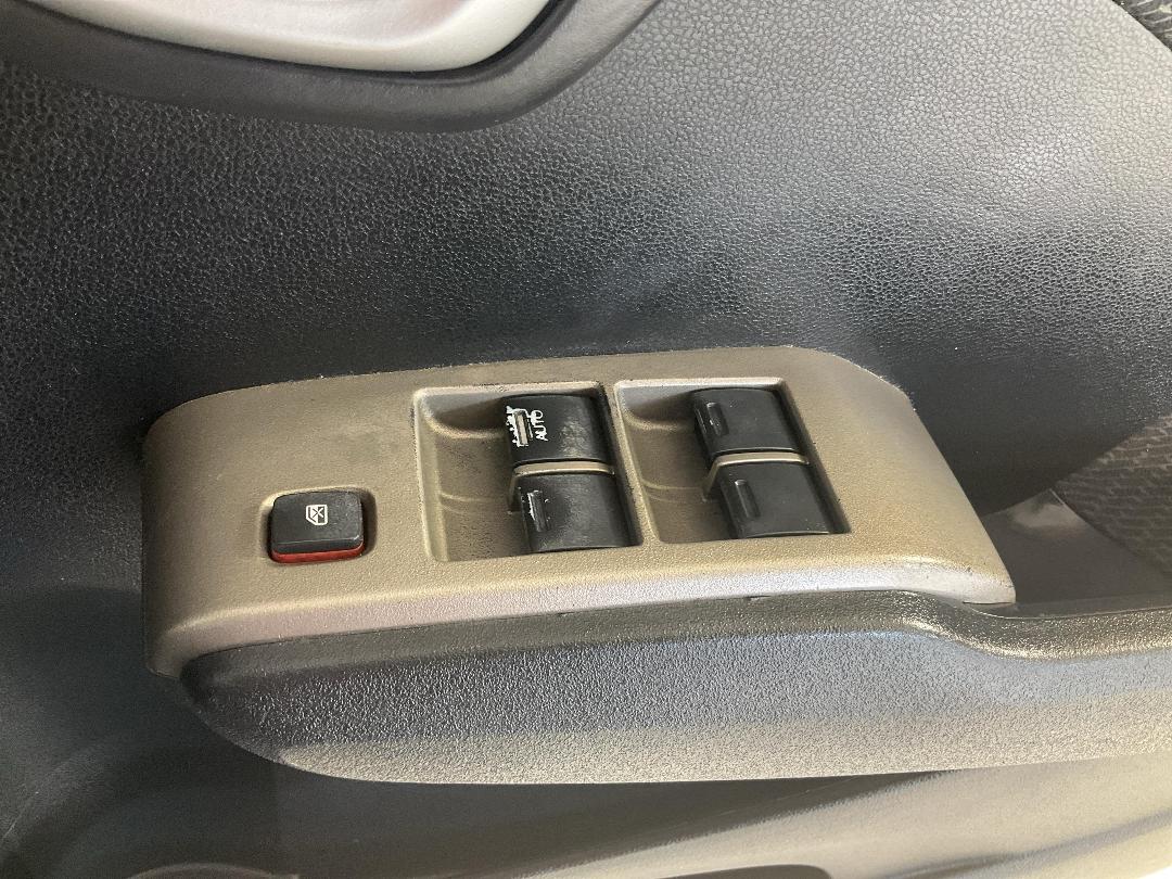 Photo '30' of Honda FIT