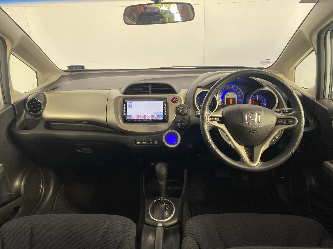 Photo '17' of Honda FIT