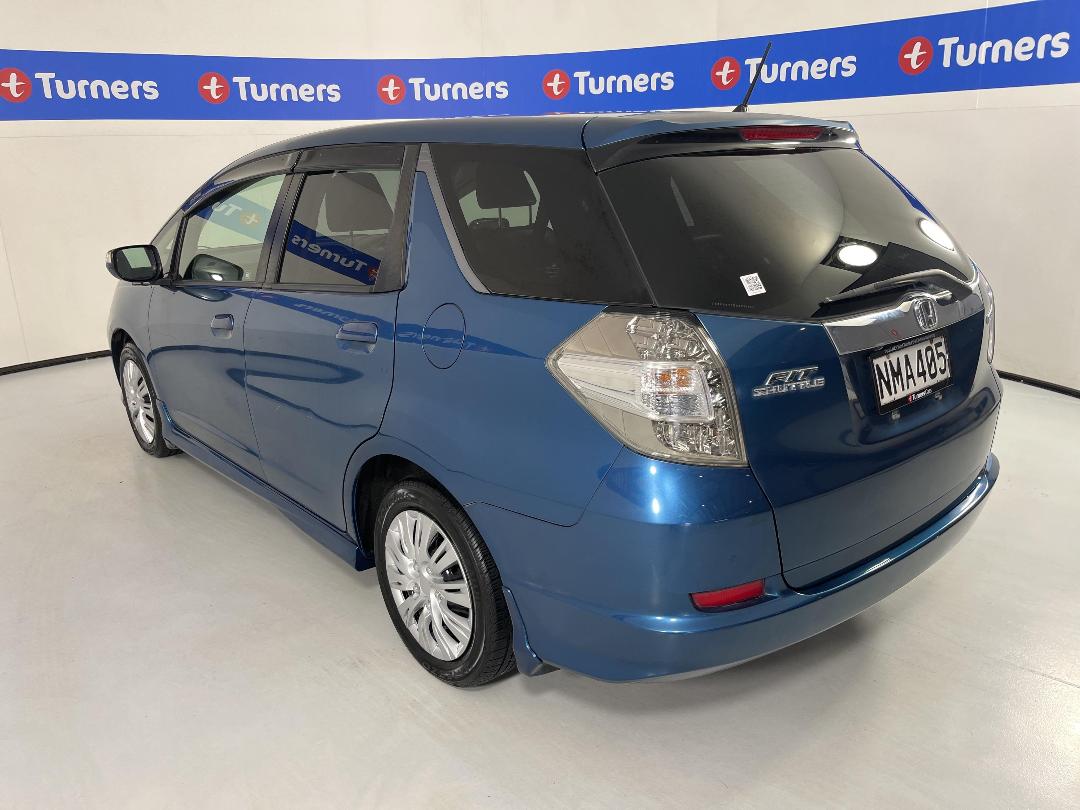 Photo '5' of Honda FIT Shuttle Photo '5' of Honda FIT Shuttle