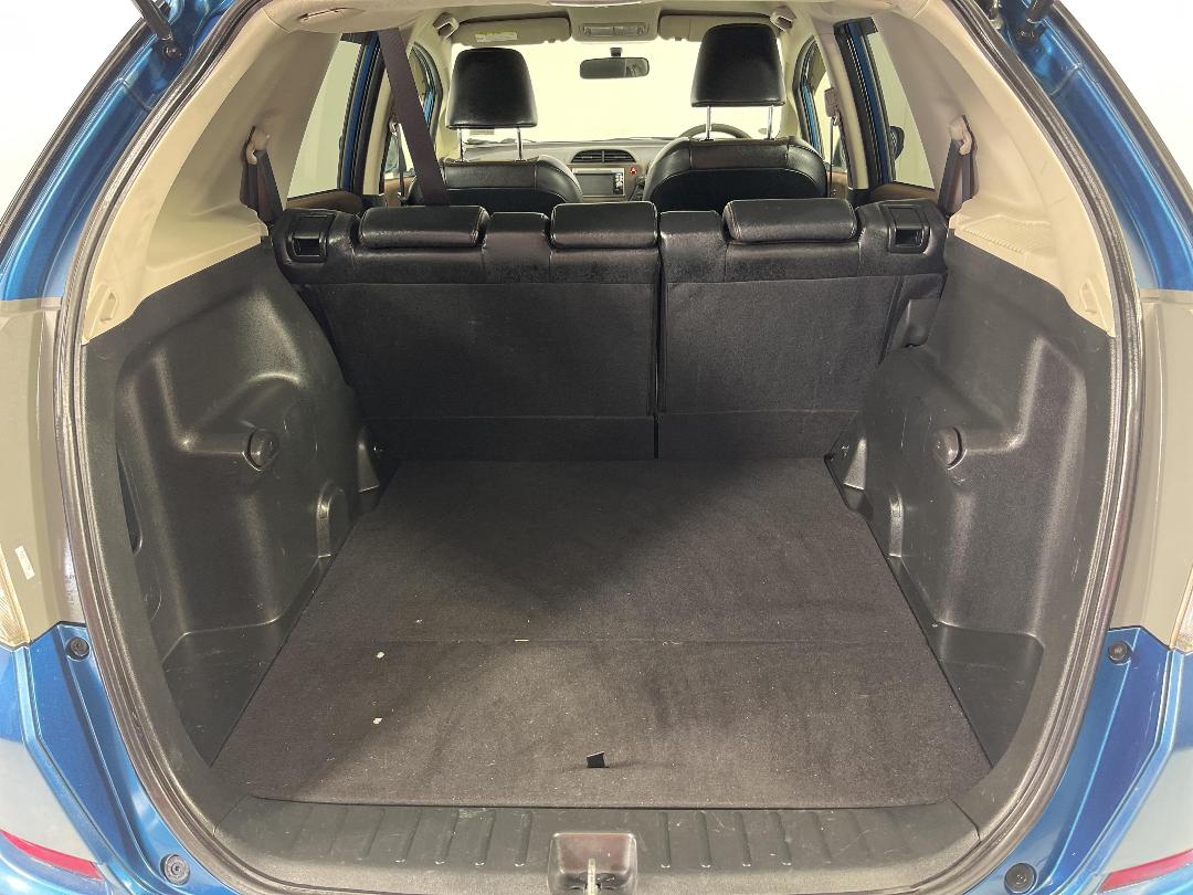 Photo '14' of Honda FIT Shuttle Photo '14' of Honda FIT Shuttle