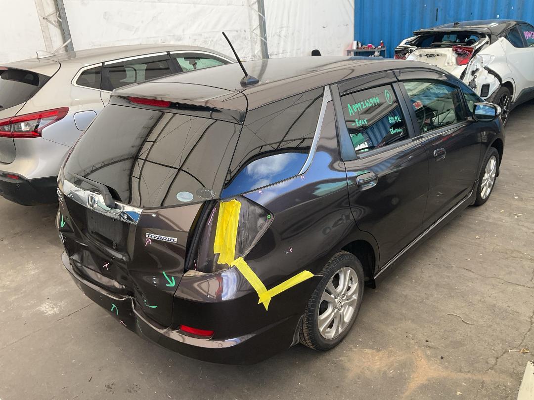 Photo '10' of Honda FIT Shuttle Hybrid Photo '10' of Honda FIT Shuttle Hybrid