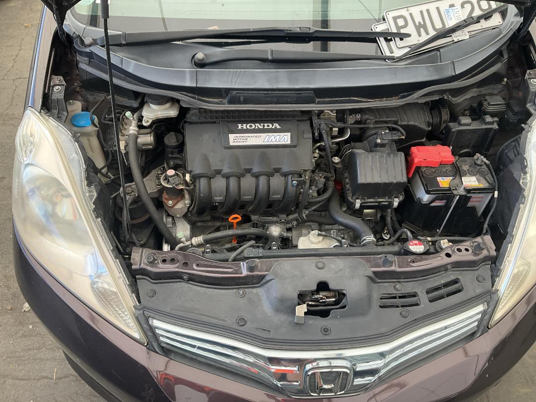 Photo '12' of Honda FIT Shuttle Hybrid Photo '12' of Honda FIT Shuttle Hybrid