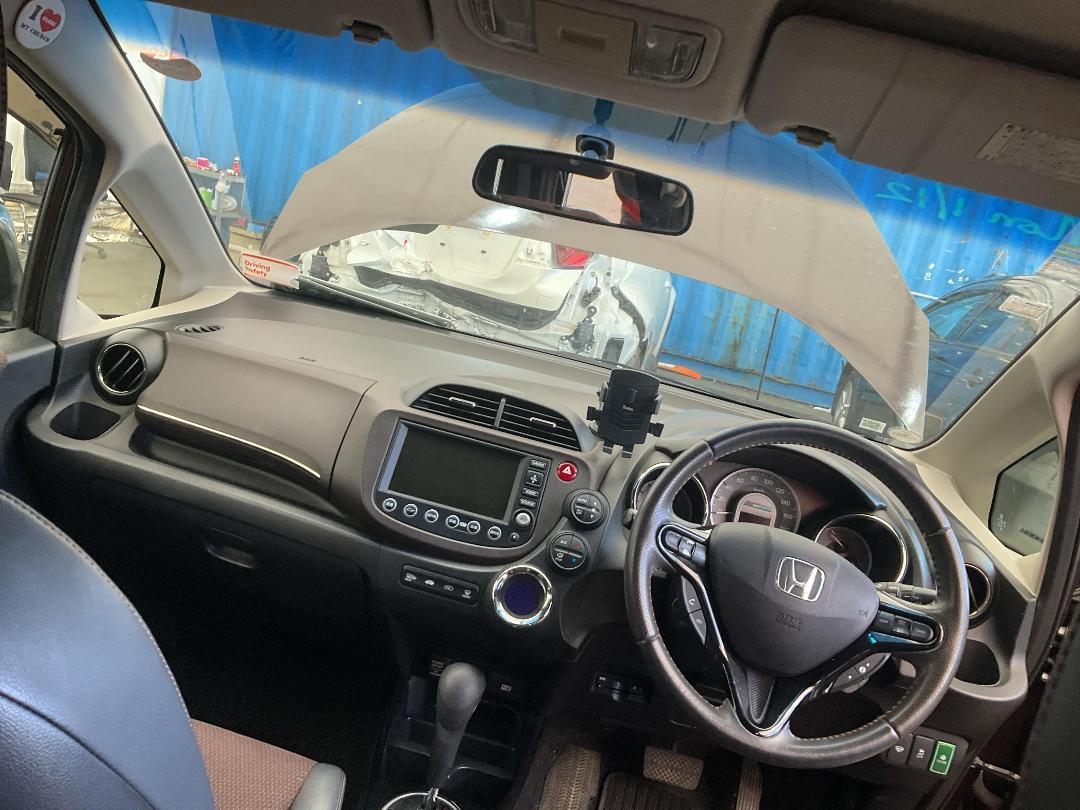 Photo '18' of Honda FIT Shuttle Hybrid Photo '18' of Honda FIT Shuttle Hybrid