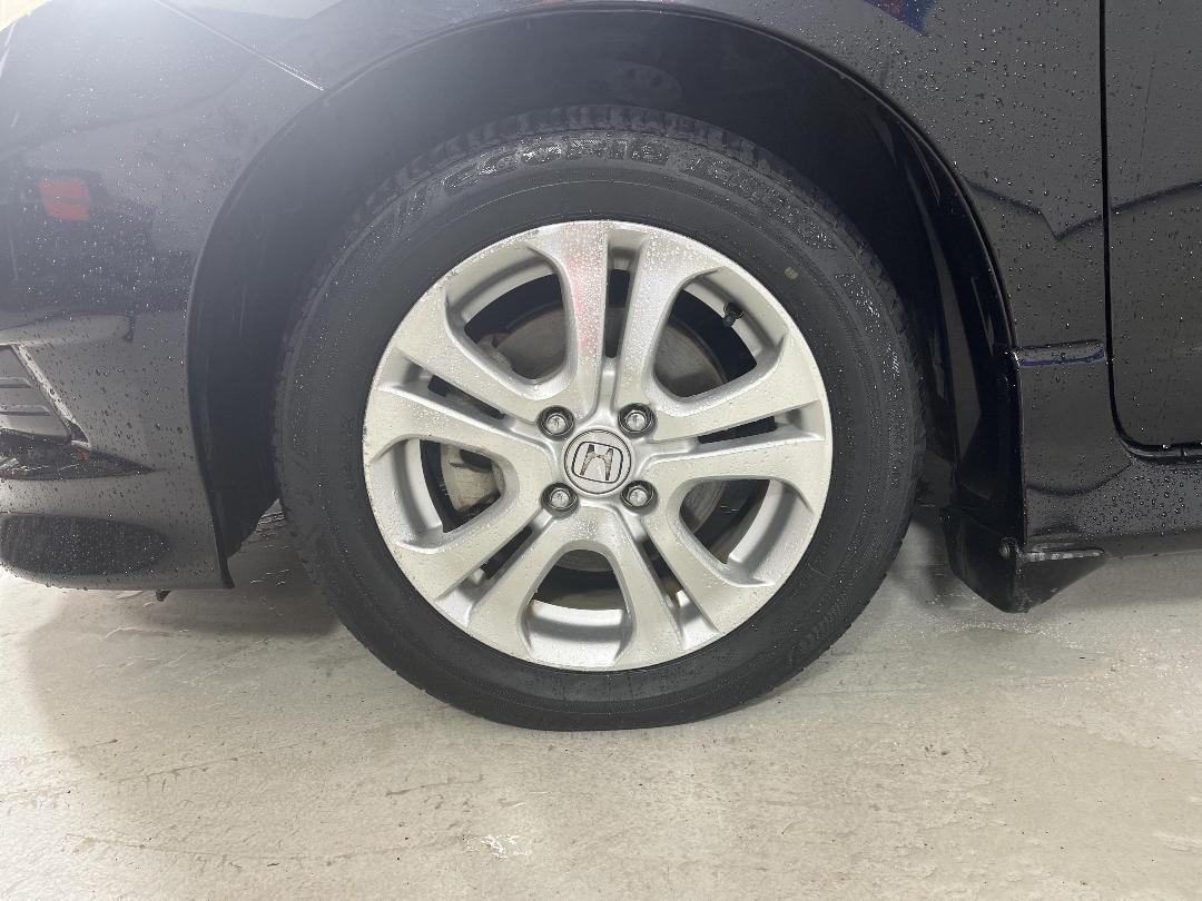 Photo '10' of Honda FIT Shuttle Photo '10' of Honda FIT Shuttle