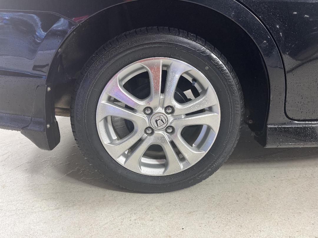 Photo '12' of Honda FIT Shuttle Photo '12' of Honda FIT Shuttle