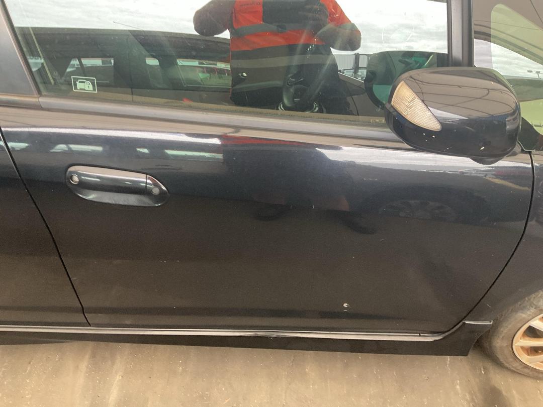 Photo '3' of Honda FIT Shuttle