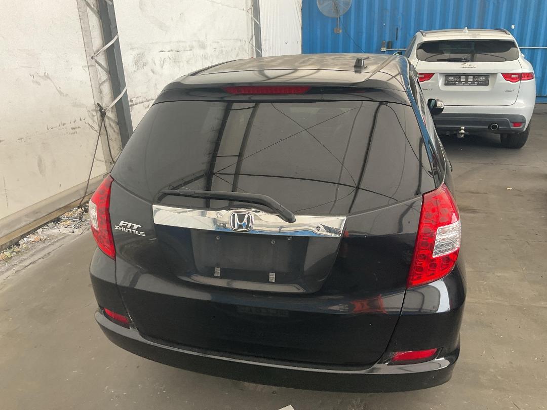 Photo '14' of Honda FIT Shuttle