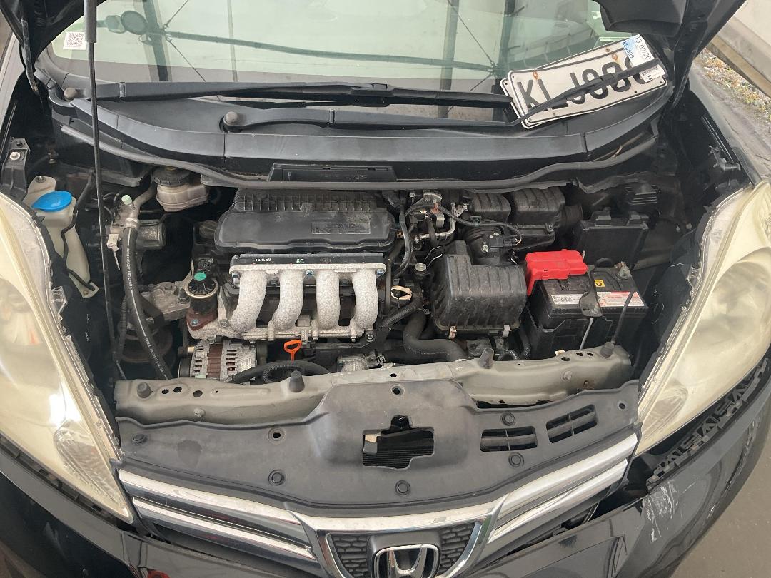 Photo '18' of Honda FIT Shuttle