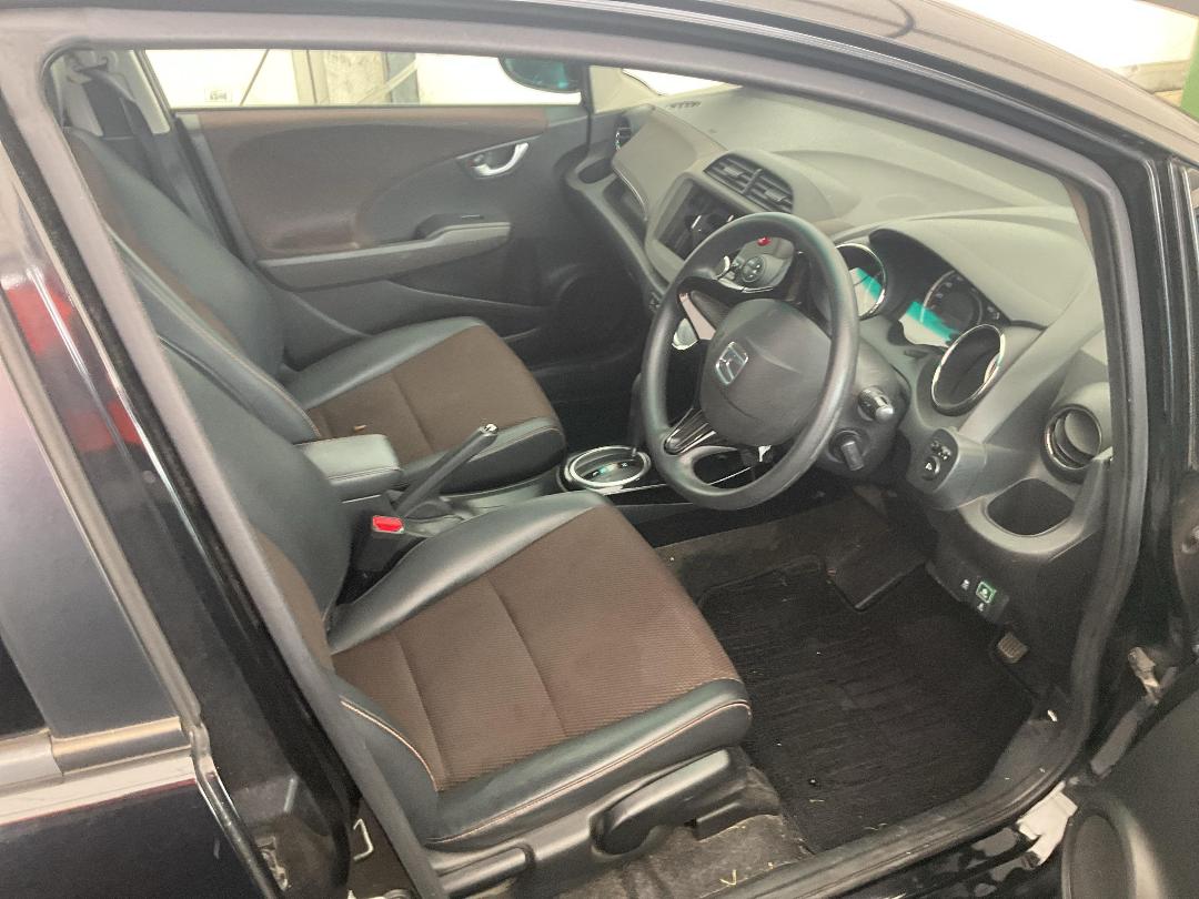 Photo '22' of Honda FIT Shuttle