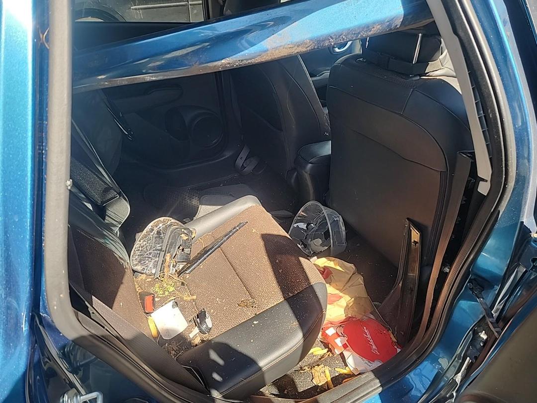 Photo '9' of Honda FIT Shuttle Hybrid