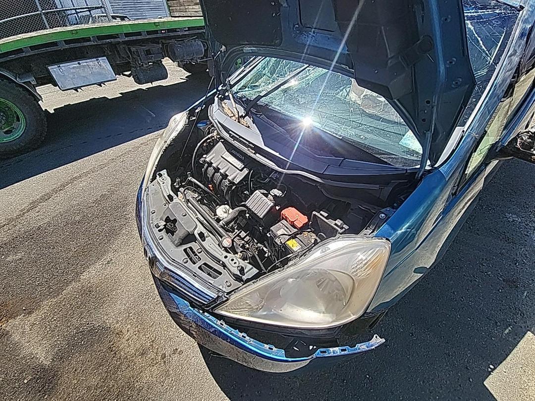 Photo '5' of Honda FIT Shuttle Hybrid