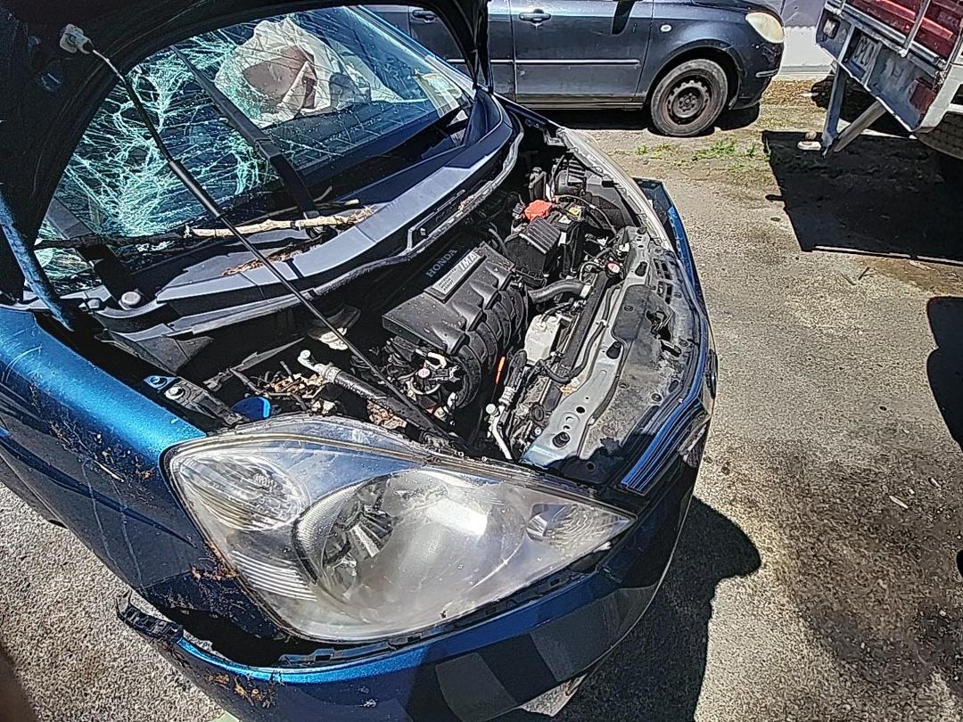 Photo '6' of Honda FIT Shuttle Hybrid