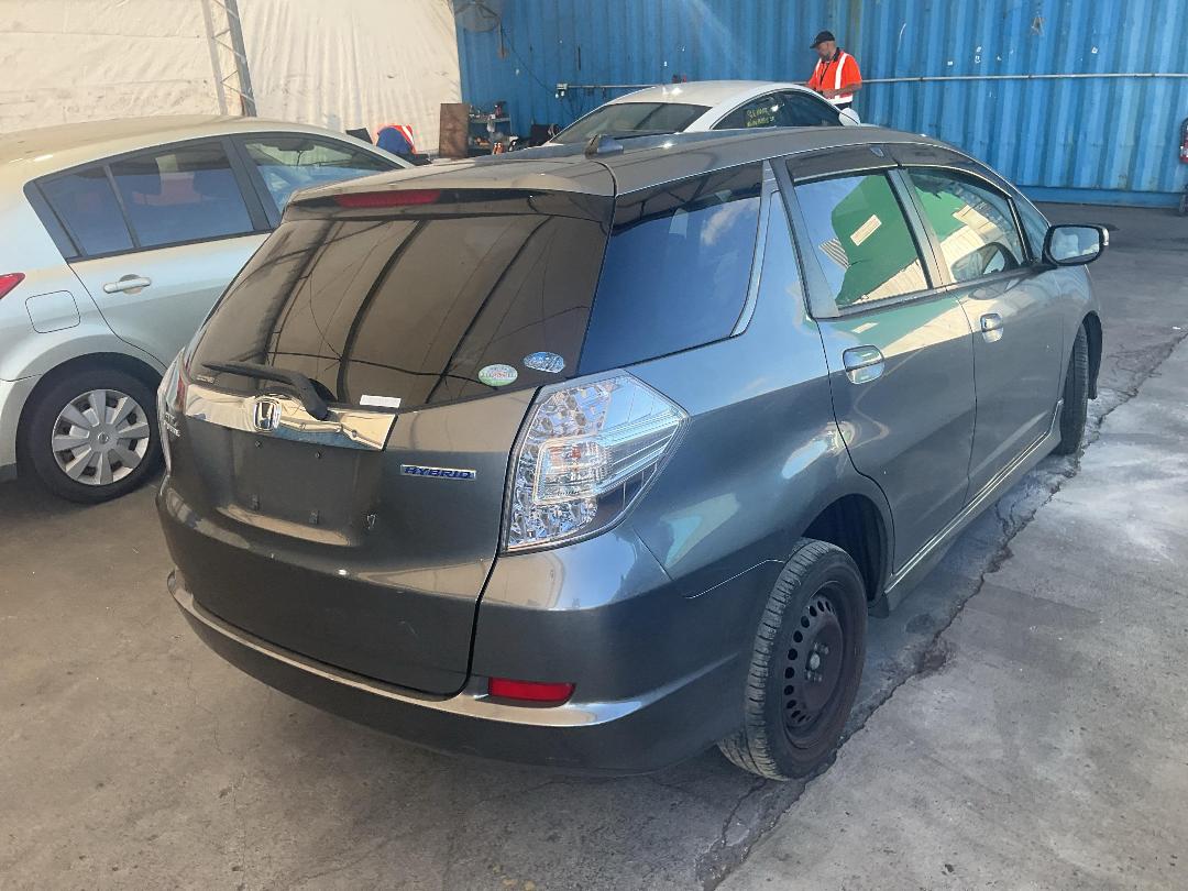 Photo '14' of Honda FIT Shuttle Photo '14' of Honda FIT Shuttle