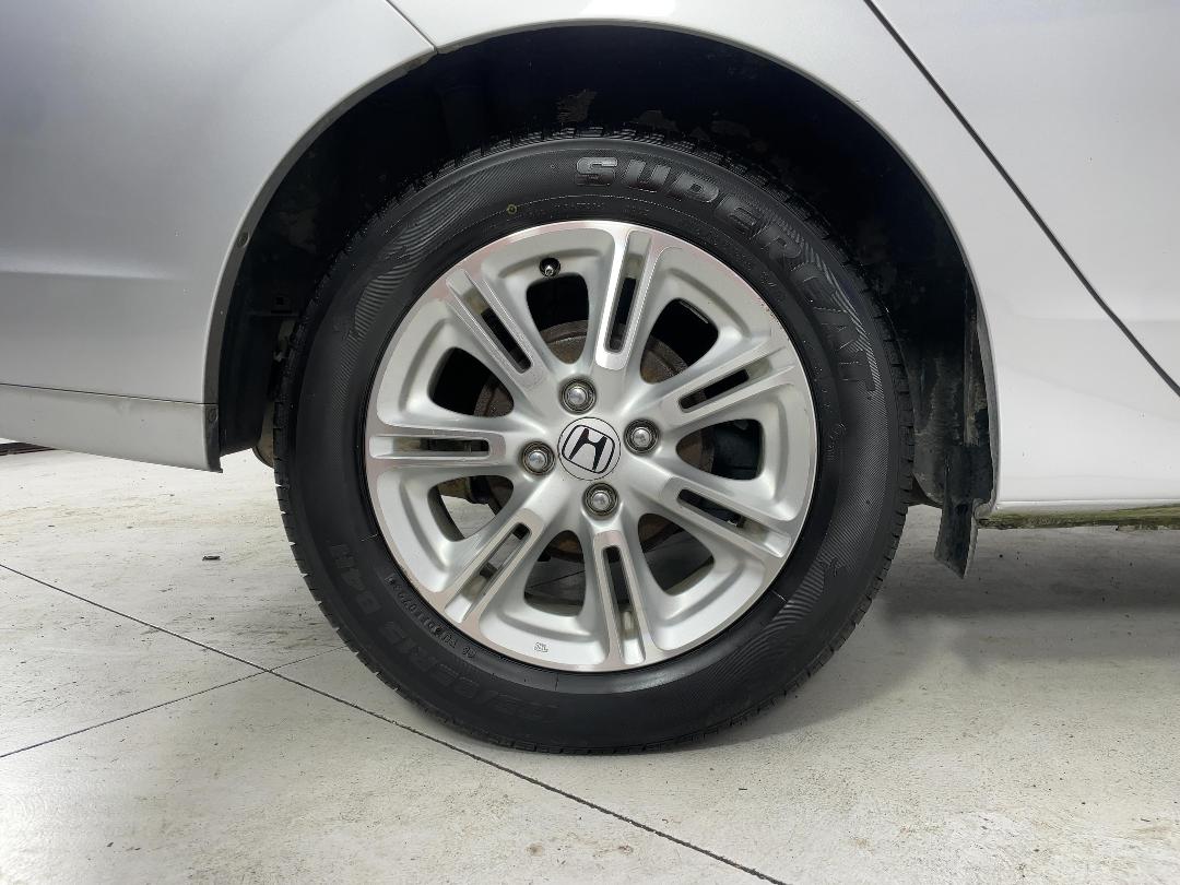 Photo '12' of Honda Insight