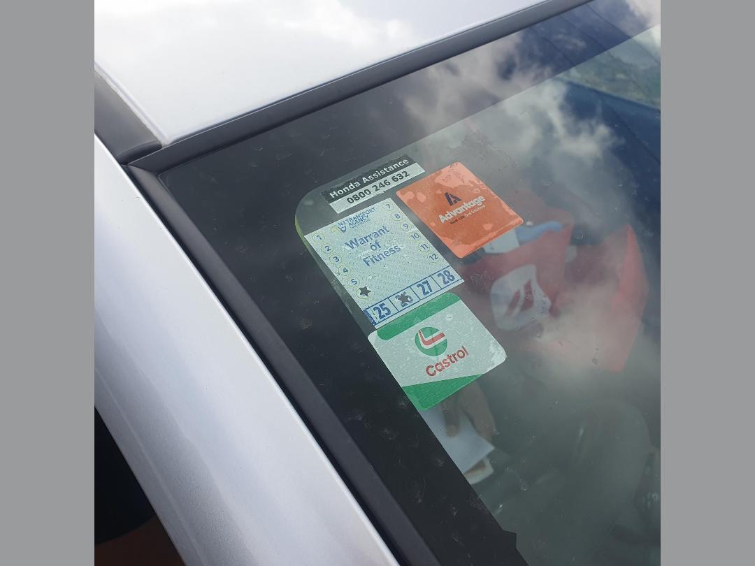 Photo '15' of Honda Jazz 1.3S Photo '15' of Honda Jazz 1.3S