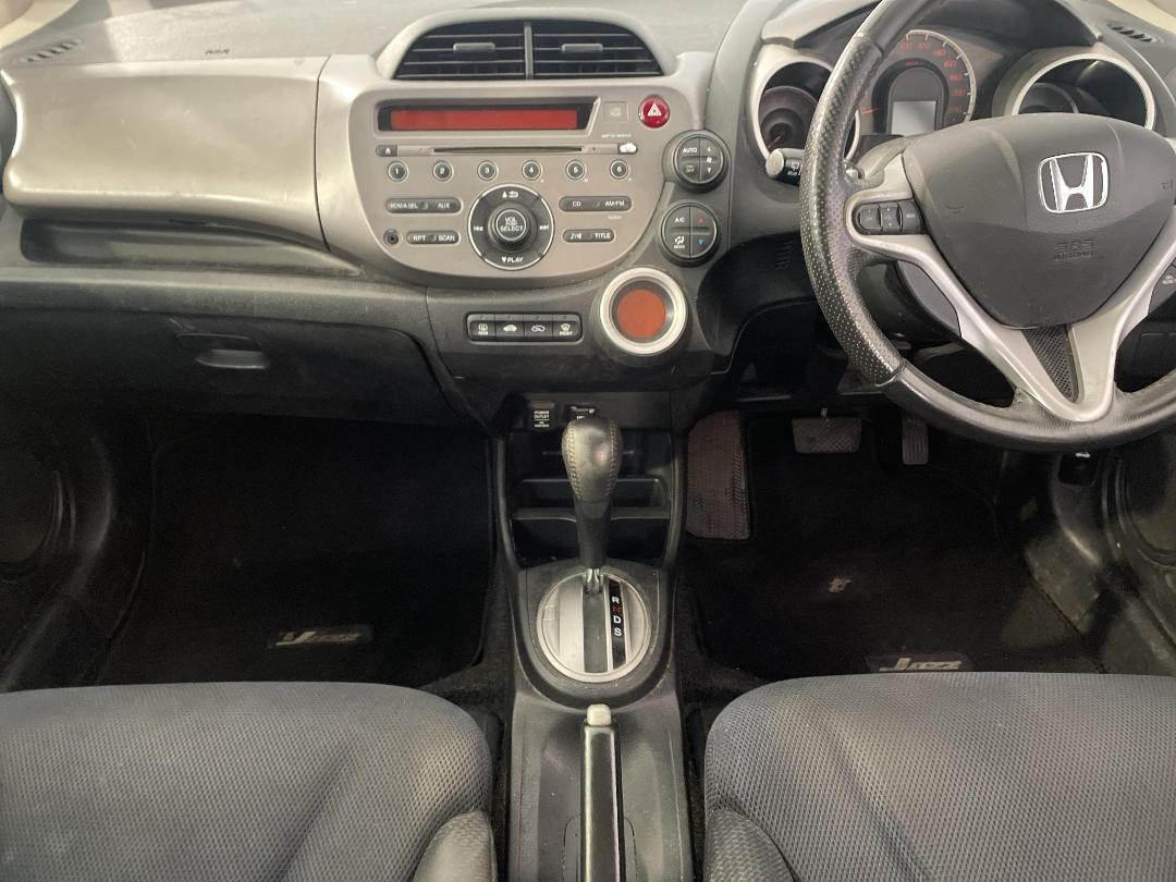 Photo '18' of Honda Jazz