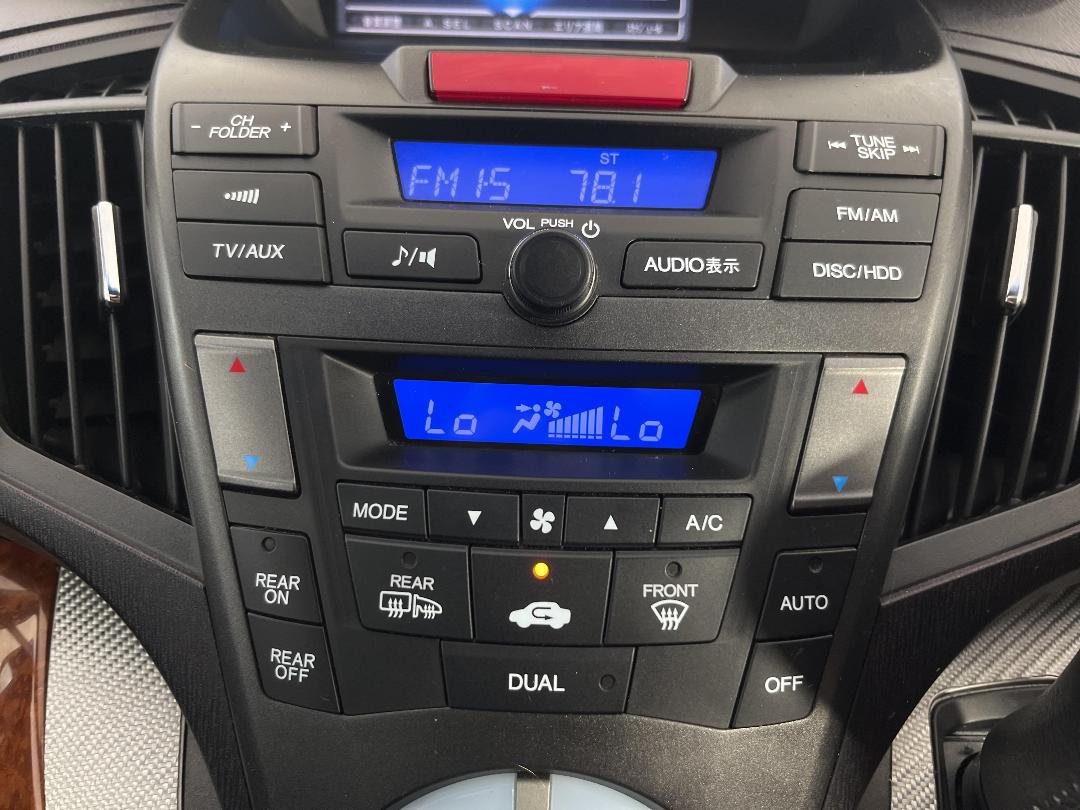 Photo '29' of Honda Odyssey