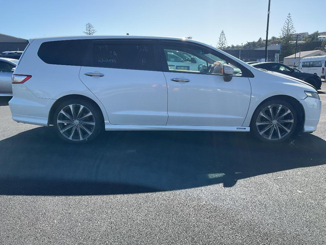 Photo '2' of Honda Odyssey