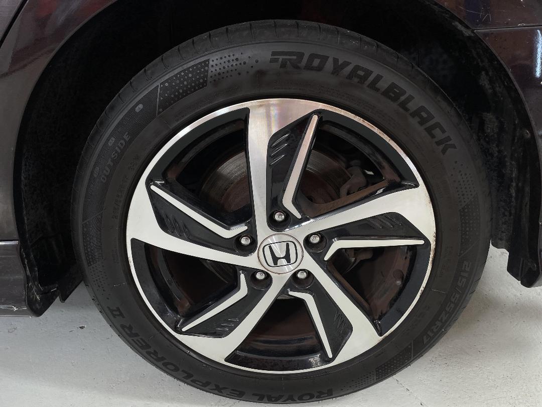 Photo '11' of Honda Odyssey