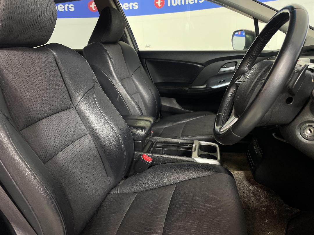 Photo '16' of Honda Odyssey