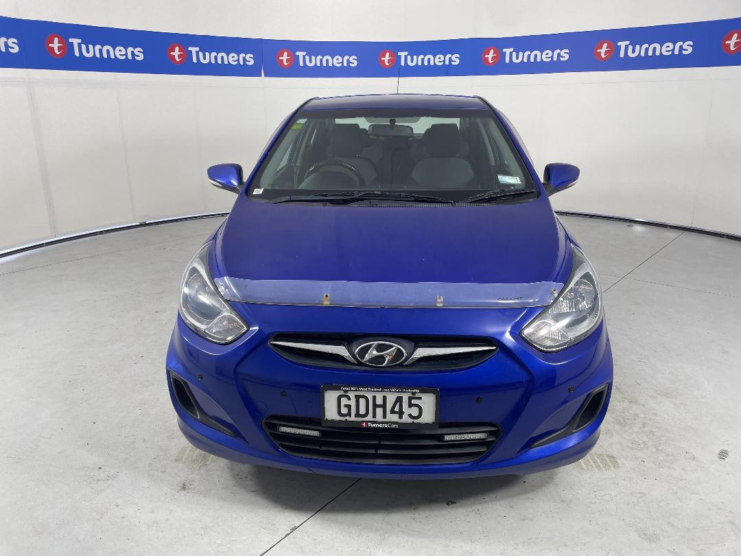 Photo '2' of Hyundai Accent