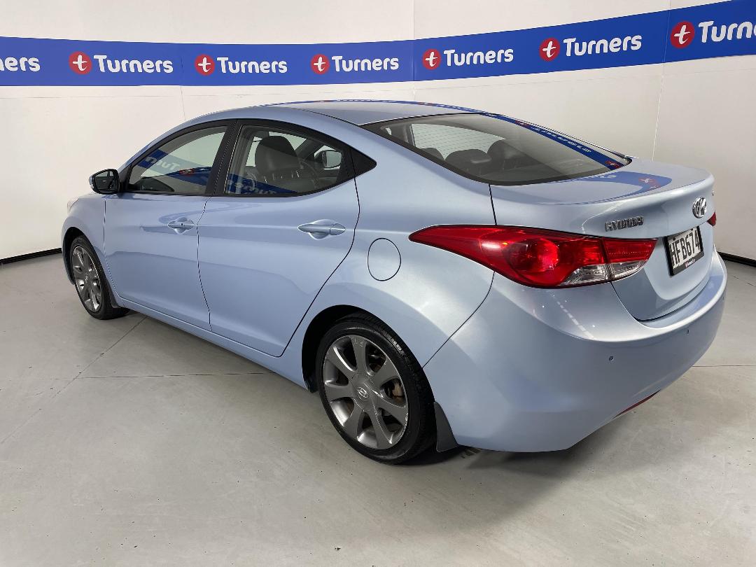 Photo '5' of Hyundai Elantra