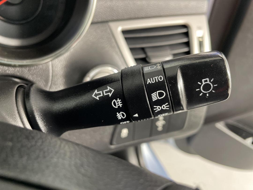 Photo '27' of Hyundai Elantra