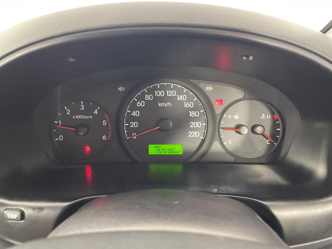 Photo '19' of Hyundai H1