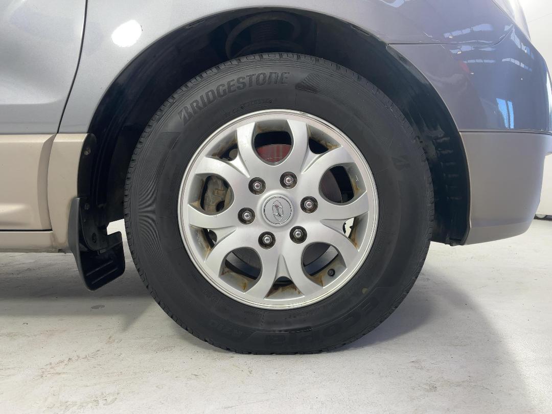 Photo '9' of Hyundai H1 Photo '9' of Hyundai H1