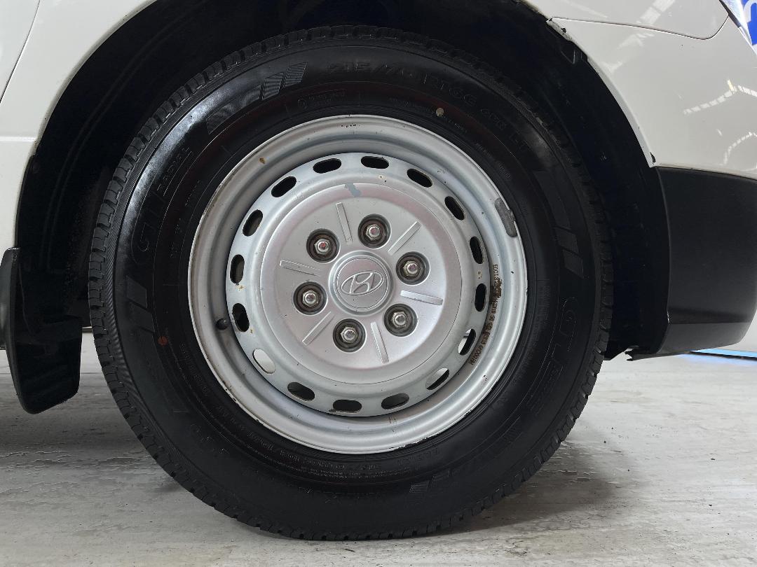 Photo '9' of Hyundai H1 Photo '9' of Hyundai H1