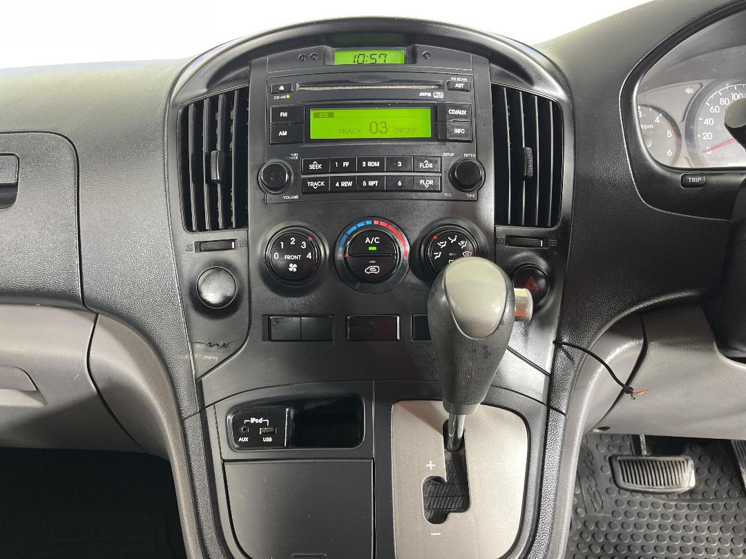 Photo '18' of Hyundai H1 Photo '18' of Hyundai H1