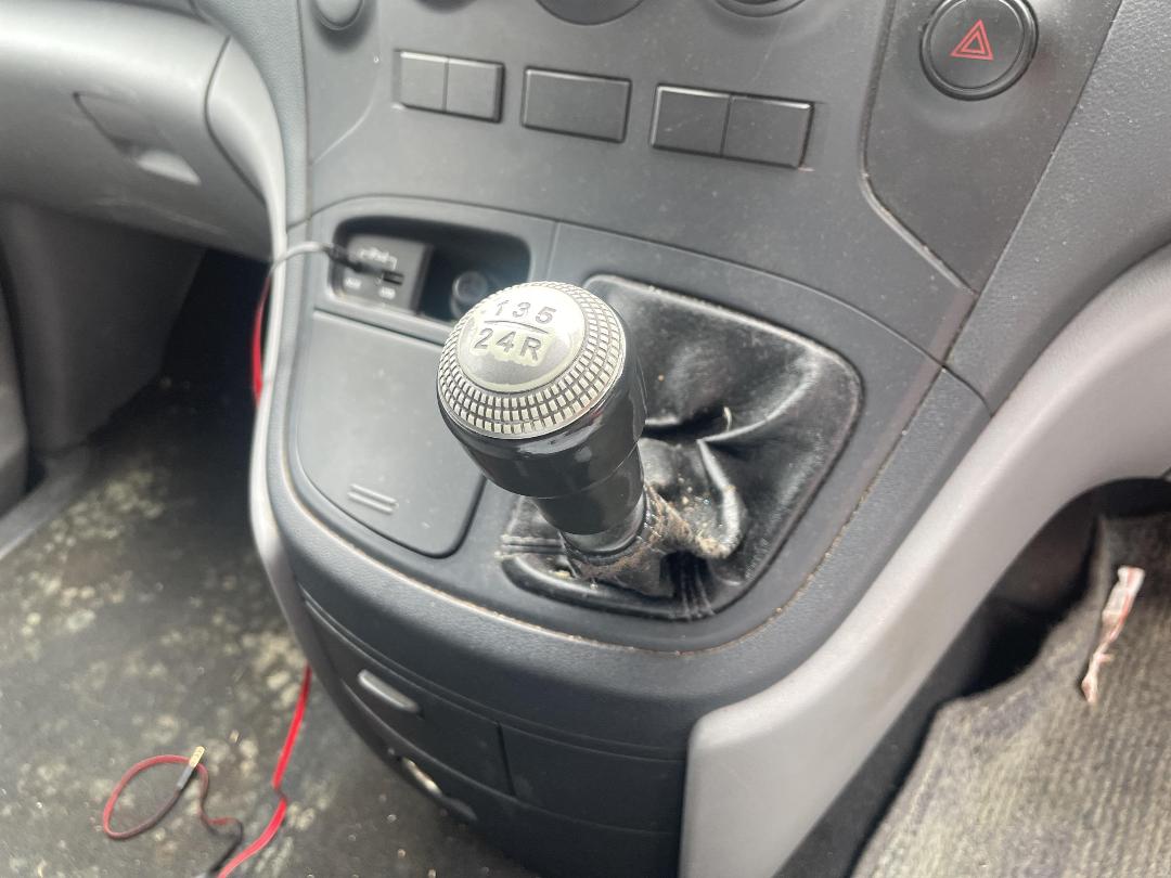 Photo '24' of Hyundai H1 Crdi S