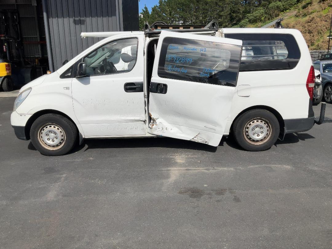 Photo '7' of Hyundai H1 Crdi S Photo '7' of Hyundai H1 Crdi S