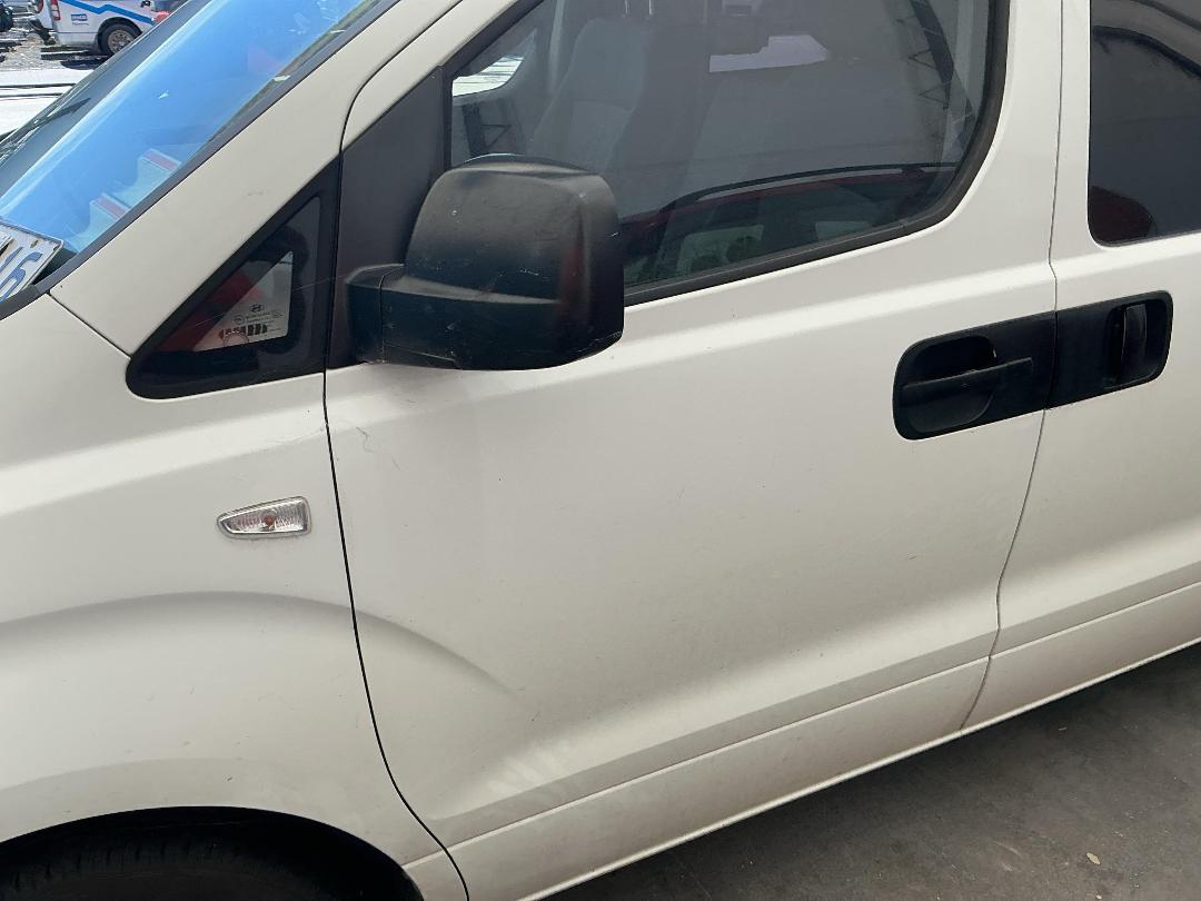 Photo '8' of Hyundai H1 Crdi S