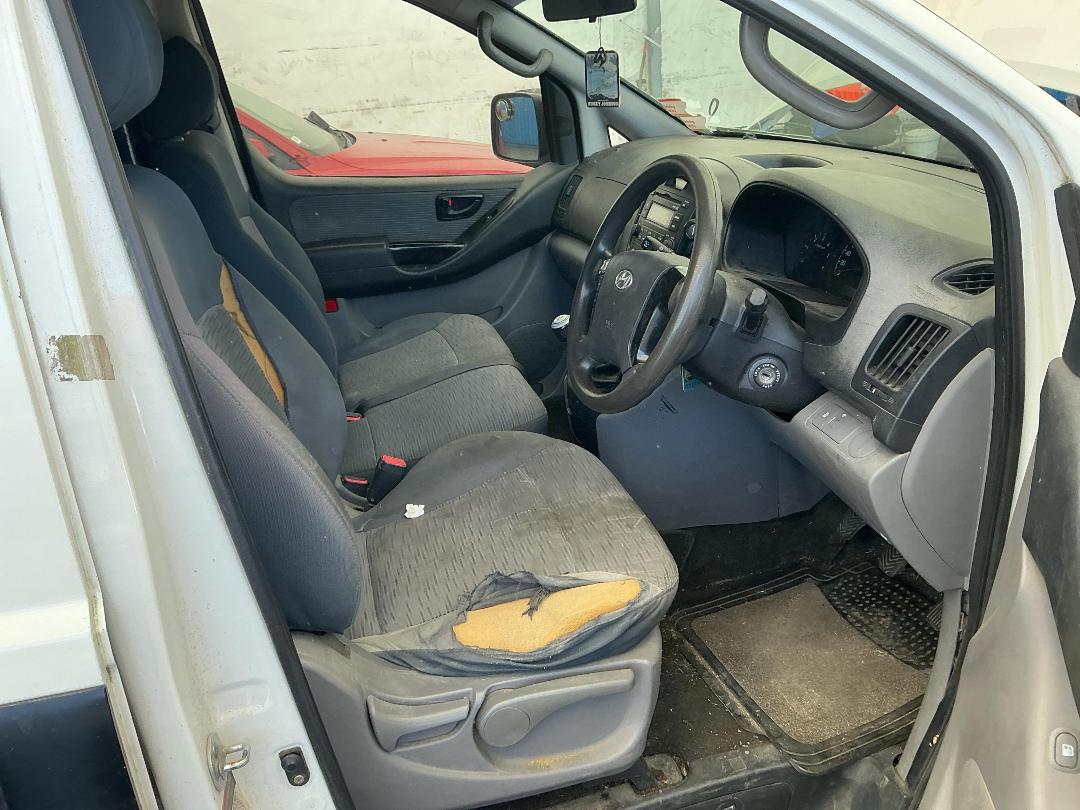 Photo '18' of Hyundai H1 Crdi S