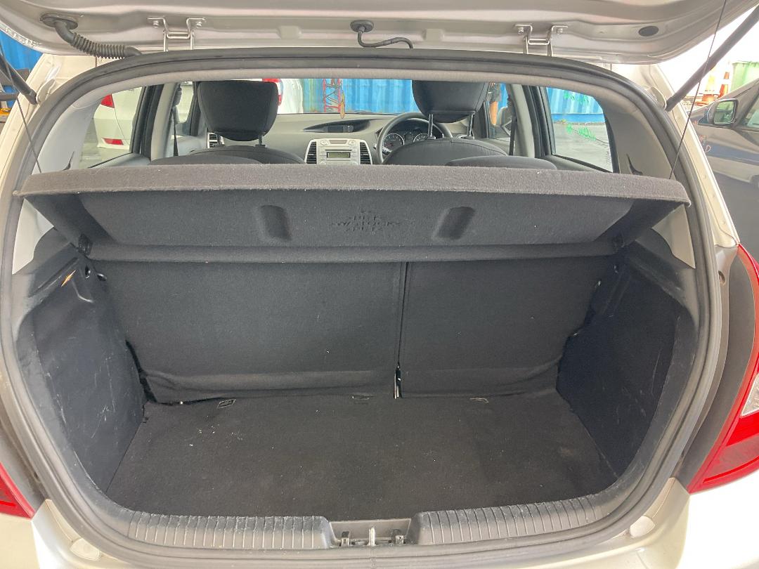 Photo '17' of Hyundai I20