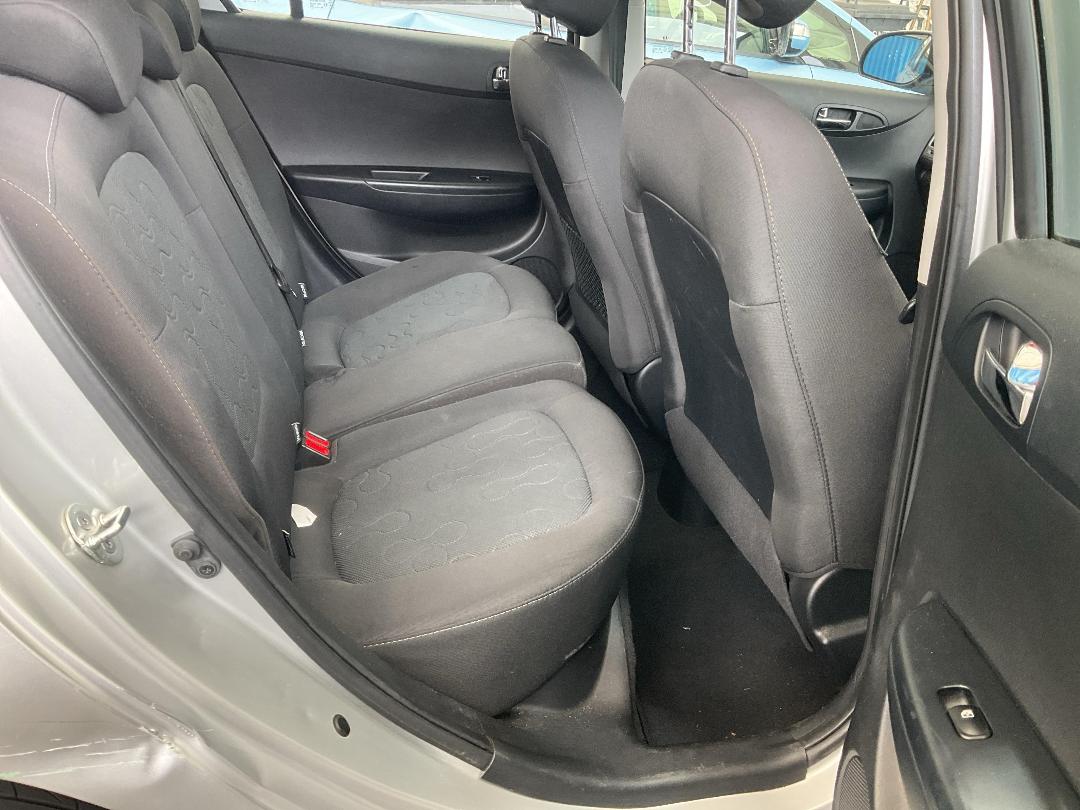 Photo '21' of Hyundai I20