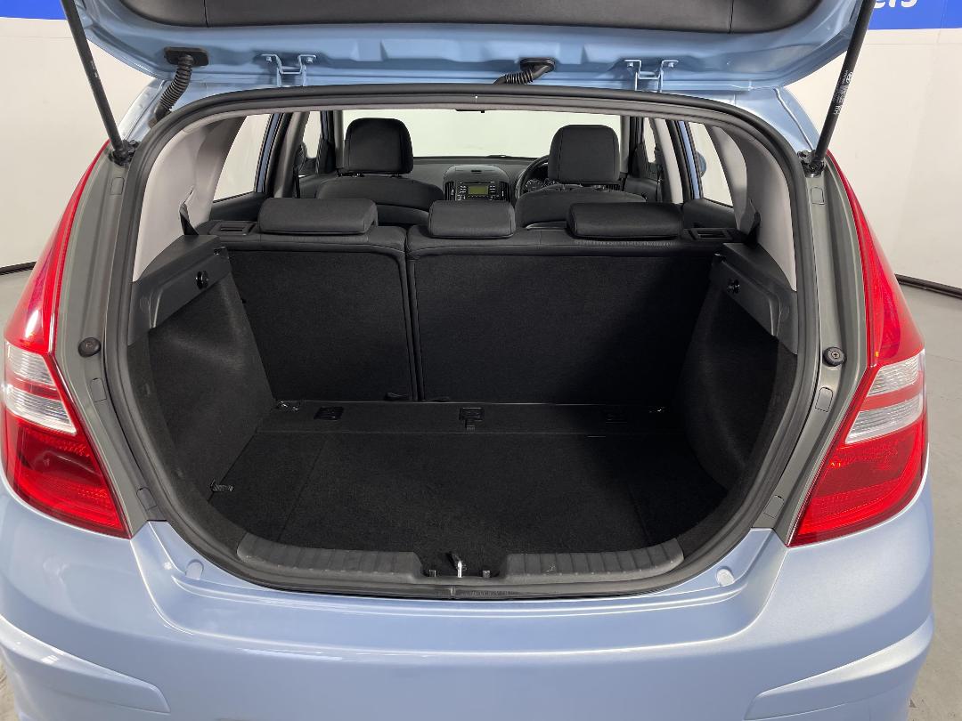 Photo '14' of Hyundai I30