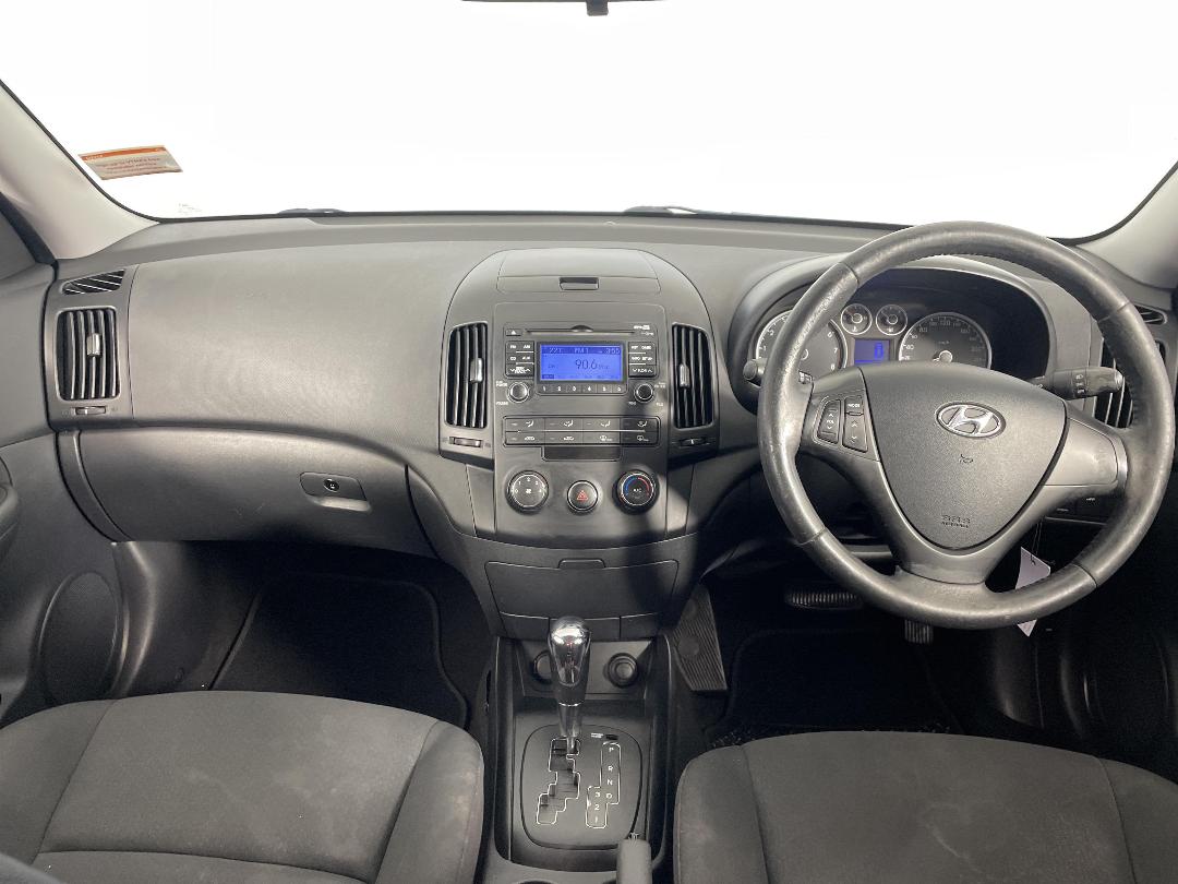 Photo '17' of Hyundai I30