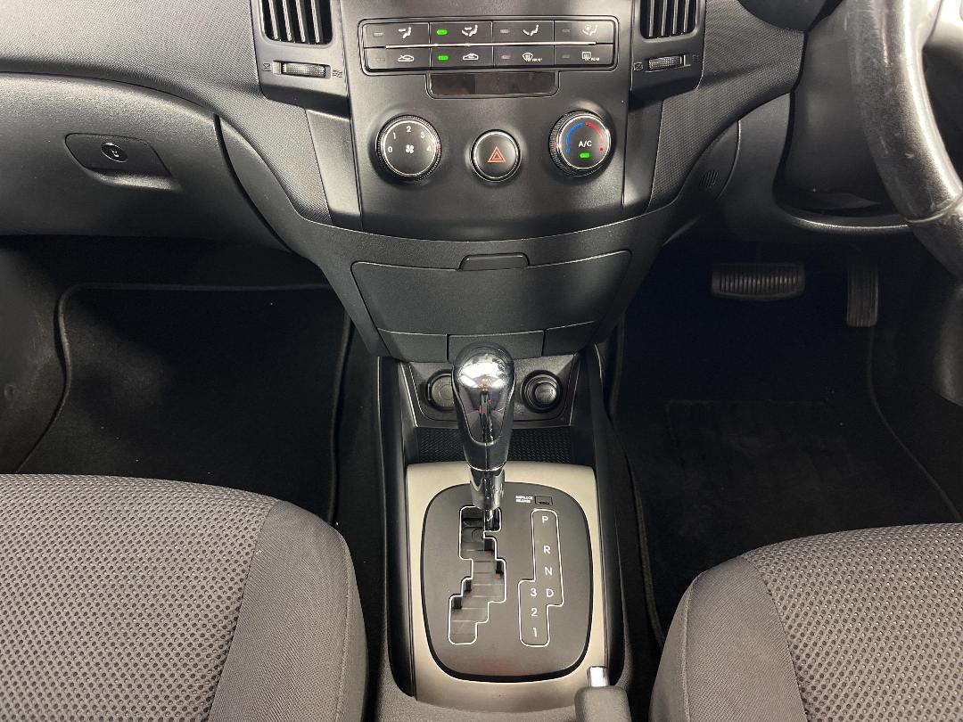 Photo '18' of Hyundai I30 Photo '18' of Hyundai I30