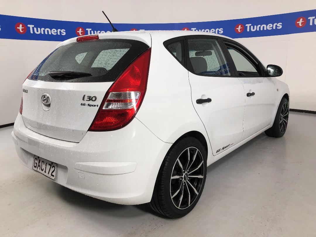 Photo '7' of Hyundai I30