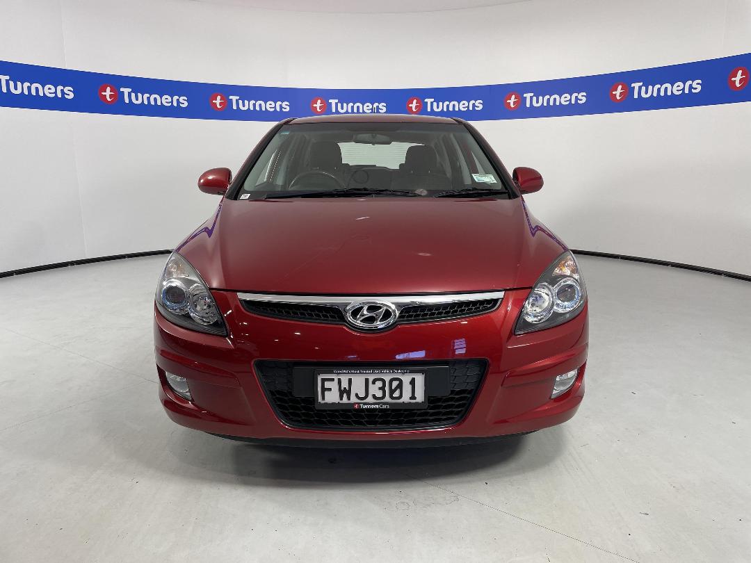 Photo '2' of Hyundai I30 Photo '2' of Hyundai I30