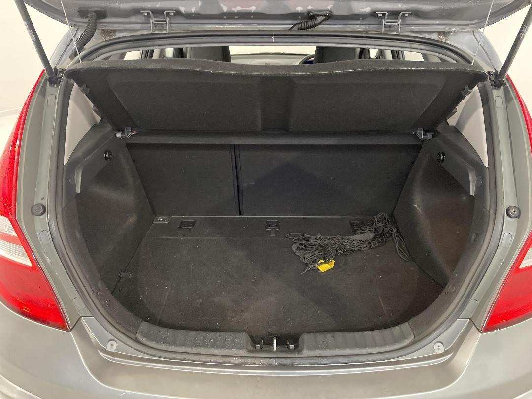 Photo '14' of Hyundai I30