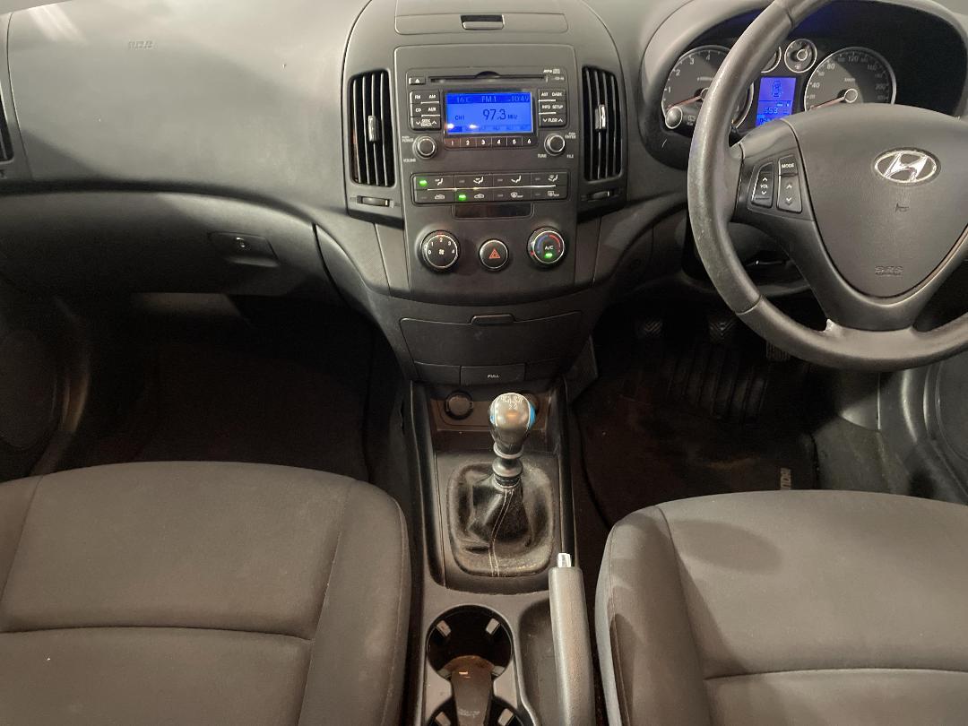 Photo '18' of Hyundai I30