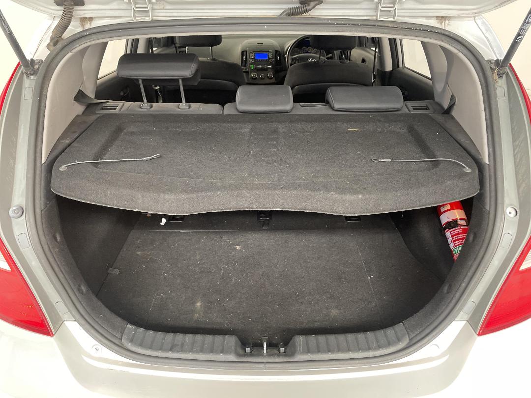 Photo '14' of Hyundai I30