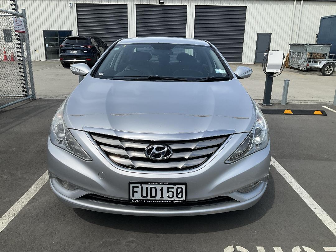 Photo '4' of Hyundai I45