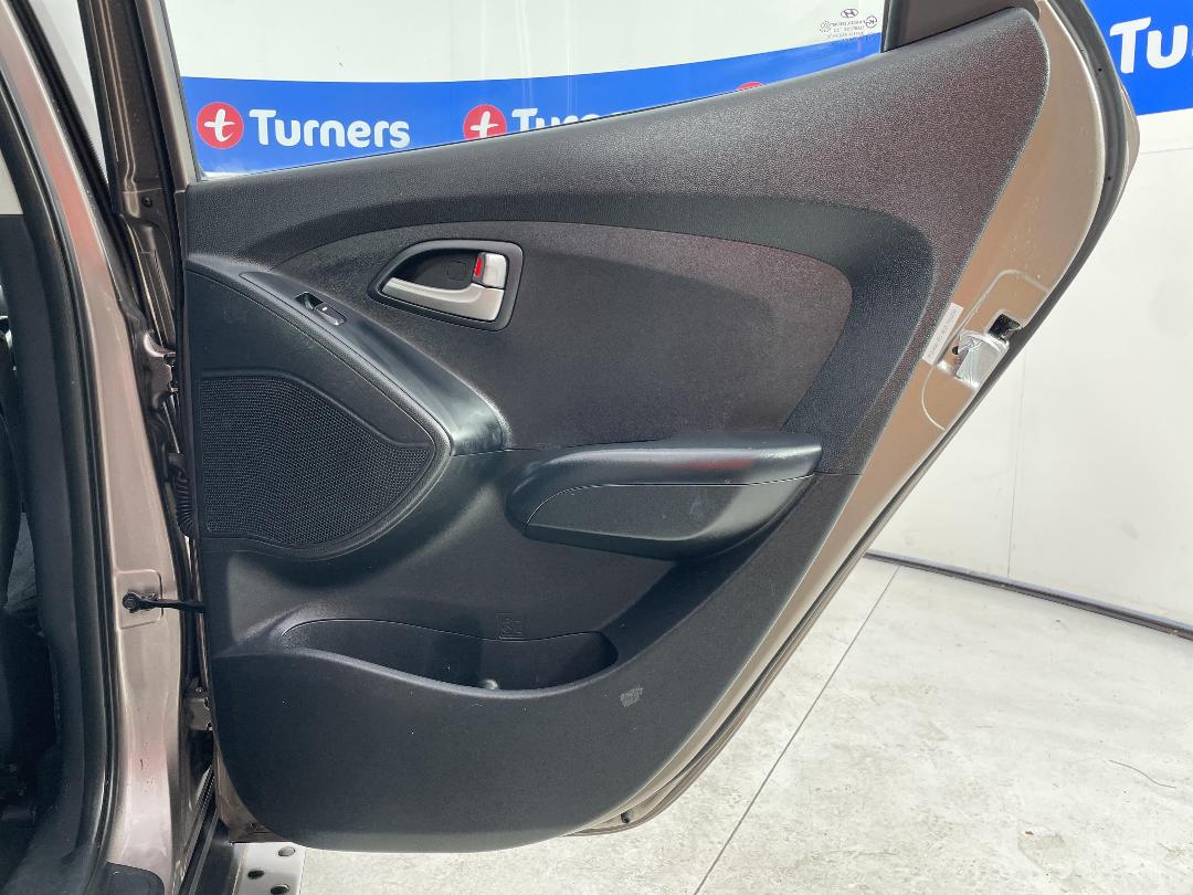 Photo '19' of Hyundai Ix35 Photo '19' of Hyundai Ix35