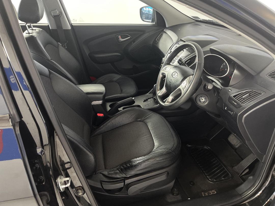 Photo '16' of Hyundai Ix35 Photo '16' of Hyundai Ix35